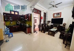 Bán nhà dân xây Hà Đông, 2 thoáng 15m ra ô tô, 41m x mt 7m, 3.x tỷ.
