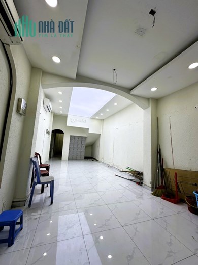 Cho thuê nhà 1T2L 4pn mặt tiền đường Đặng Văn Bi Bình Thọ
