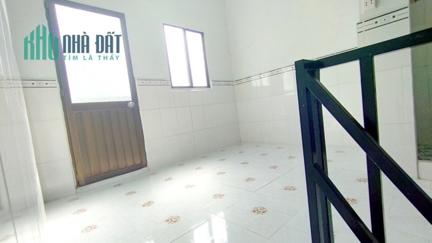 Nhà Nhỏ Đủ Công năng 3 Tầng Lò Góm Quận 6 DTSD 36M Chỉ Nhỉnh 1Tỷ