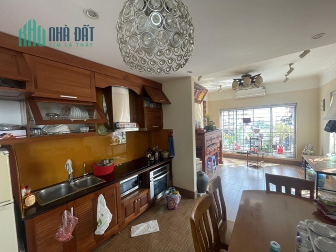 GIẢM 1 TỶ ! Bán gấp nhà Hoàng Văn Thái, ô tô đỗ cửa, phân lô QĐ, 40m*7T thang máy chỉ 10.8 tỷ.