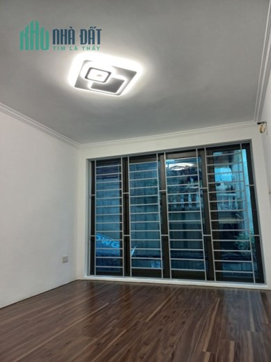 Bán nhà riêng Văn Chương Đống Đa 23m 4 tầng 3 ngủ gần phố ở ngay chỉ 2.99 tỷ lh 0817606560