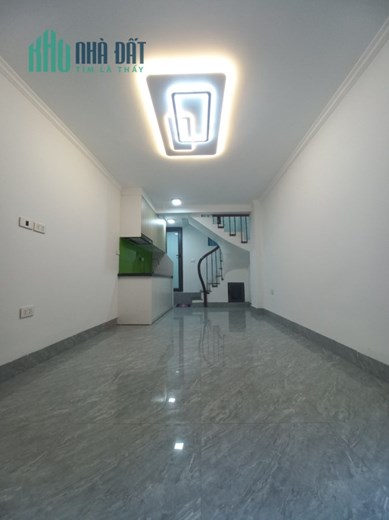 Bán nhà riêng Văn Chương Đống Đa 23m 4 tầng 3 ngủ gần phố ở ngay chỉ 2.99 tỷ lh 0817606560