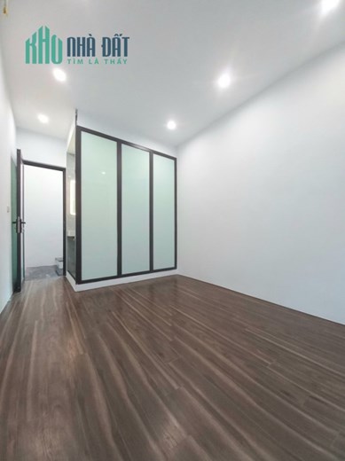 Bán nhà riêng Văn Chương Đống Đa 23m 4 tầng 3 ngủ gần phố ở ngay chỉ 2.99 tỷ lh 0817606560