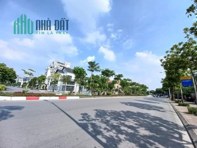 Bán Đất Phố Tư Đình 101m2, mặt tiền 7m, 2 mặt ngõ thoáng vĩnh viễn,  xây căn 6-7 tầng thang máy ở