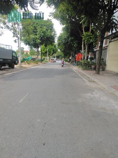 SIÊU HIẾM PHÚC LỢI, NGÕ TRUNG TÂM, GẦN TRƯỜNG, CHỢ,  GẦN ÔTÔ ĐỖ , GIÁ CẢ HỢP LÝ,  .35M2 Giá 1,75 tỷ.