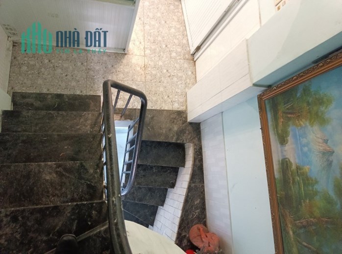 ♪ Nhà Mặt Tiền Kinh Doanh Điện Biên Phủ 3 tầng, dưới 3 tỷ