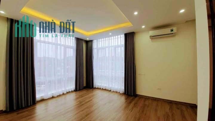 Bán Căn Biệt Thự Sân Vườn KĐT Thaanhf Phố Giao Lưu 245m2 x 4 tầng thang máy, căn góc mặt tiền bề