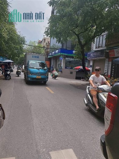 Bán Nhà Mặt Phố Nguyễn Hoàng Tôn Quận Tây Hồ. 52m Nhỉnh 10 Tỷ. Cam Kết Ảnh Thật Mô Tả Chính Xác.