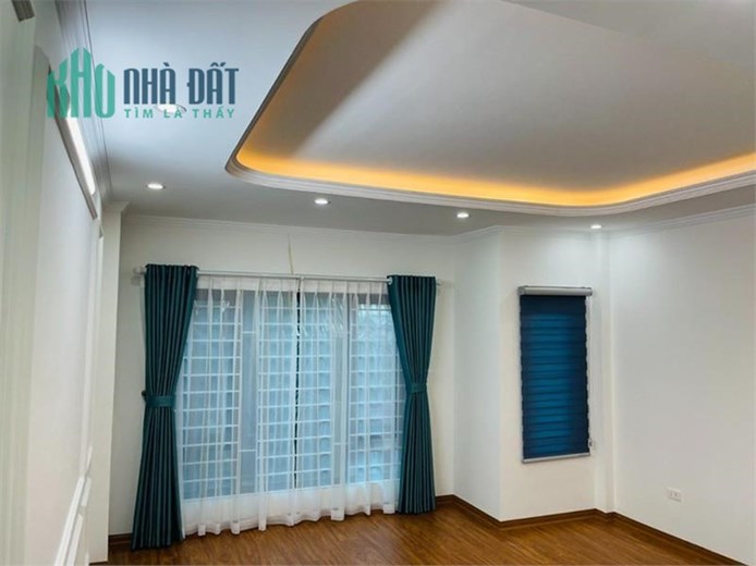 Bán nhà Trần Cung: 31,8mx 5 tầng, ngõ nông, 3P. Ngủ-3,24 tỷ