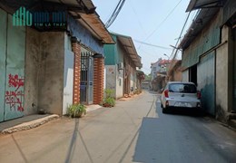 🌟🌟🌟CÓ EM Á HẬU TỪ SƠN MONG CÁC ANH QUẤT HỘ 🌟🌟🌟
Diện tích 180 m mặt tiền 8 m có nhà 3 tầng