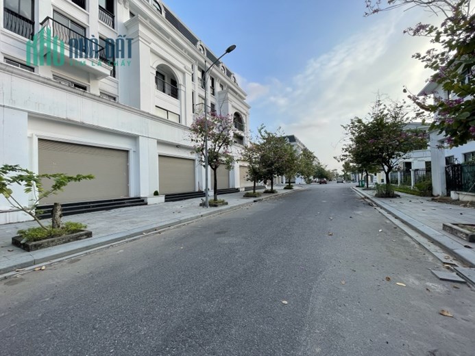 BÁN CĂN SHOPHOUSE LÀNG VIỆT KIỀU NGAY BẾN XE VĨNH NIỆM..