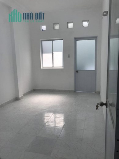 NHÀ ĐẸP - CẠNH LOTTE MART NGUYỄN THỊ THẬP - 2 TẦNG BTCT - 2PN - 2WC - CHỈ HƠN 2 TỶ - CÒN THƯƠNG