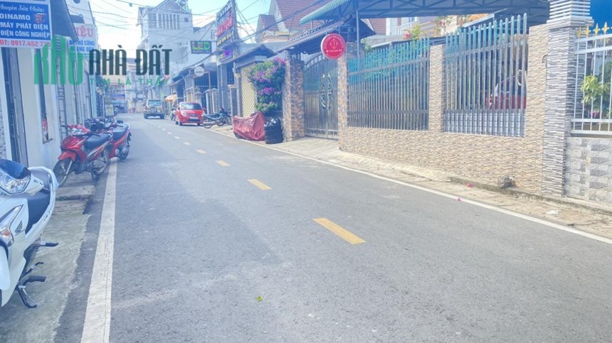 Bán nhà mặt tiền cù chính lan, liên nghĩa đức trọng 3,7 tỷ