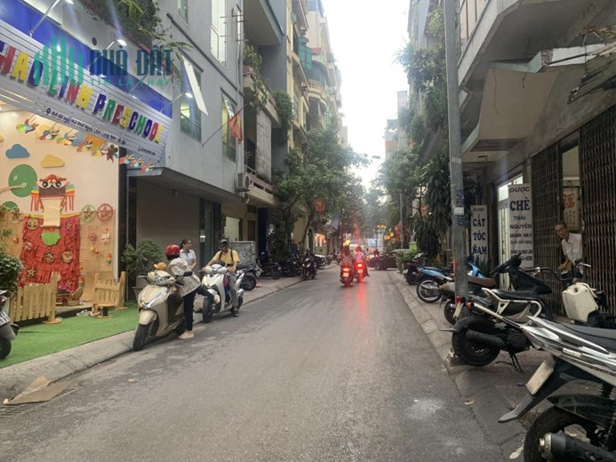 BÁN NHÀ MẶT PHỐ LONG BIÊN 72M x 5TẦNG, MẶT TIỂN 9.5M, VỈA HÈ, DÒNG TIỀN ỔN ĐỊNH