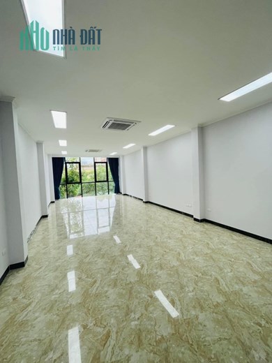 Bán gấp Toà nhà Văn phòng 7 tầng mới tinh, vừa ở vừa cho thuê - Khu phân lô quận uỷ Đống Đa