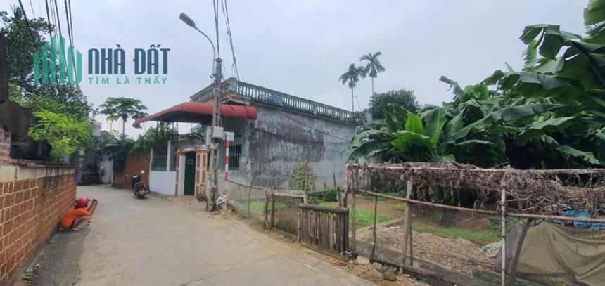 Giá chỉ 1,x tỷ 100m lô góc 2 mặt tiền full đất ở giáp ngay đại lộ Thăng long 
Sát khu công nghệ cao