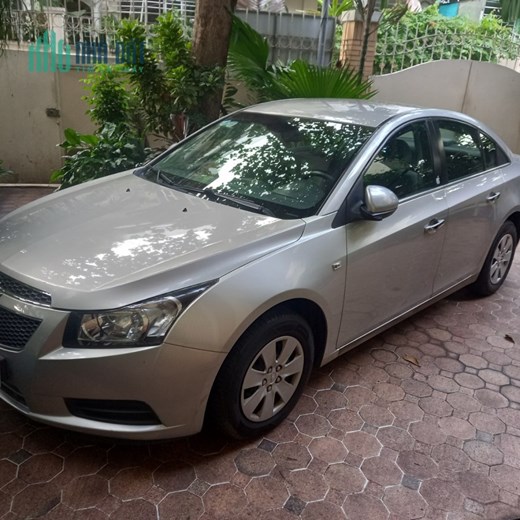 CHÍNH CHỦ CẦN BÁN XE Chevrolet cruze LS 1.6 số sàn đời 2010.