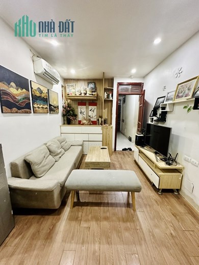 Gia đình cần chuyển nơi ở mới rộng rãi hơn.Cần bán căn hộ chung cư mini.