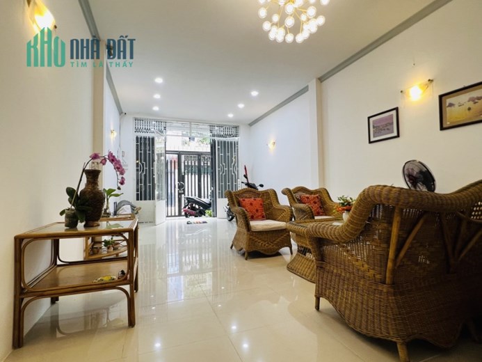 Giảm 5 Tỷ (gần 30%) Nhà Ba Tháng Hai - Đường 3/2 Quận 10, 4 Tầng, 90m2, Giá 12 Tỷ 99