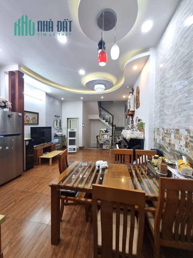 Bán nhà ngay Big C Trường Chinh 50m2 4tang shr, gần Tân kì Tân Quí, 5 tỷ nhỉnh 0932030061