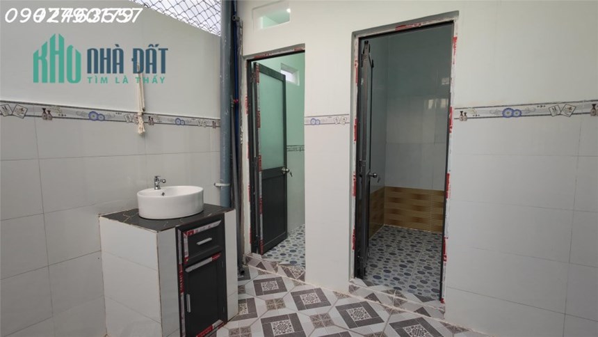 Nhà 2 trước mặt Chỉ 980 Triệu - khả năng Rinh Ngay Ngôi Nhà Mơ Ước!