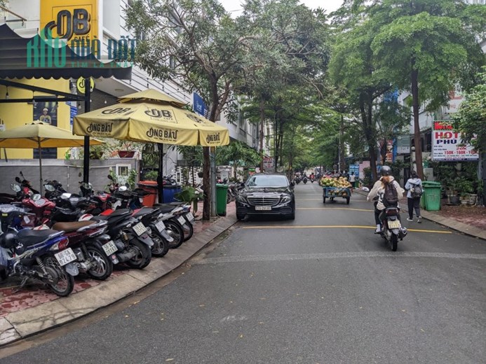 BÁN CHDV. 15 PHÒNG. THU NHẬP ỔN ĐỊNH , BỀN VỮNG.ĐƯỜNG SỐ 2 KDC KIM SƠN. TÂN PHONG Q7. GIÁ RẺ 19 TỶ