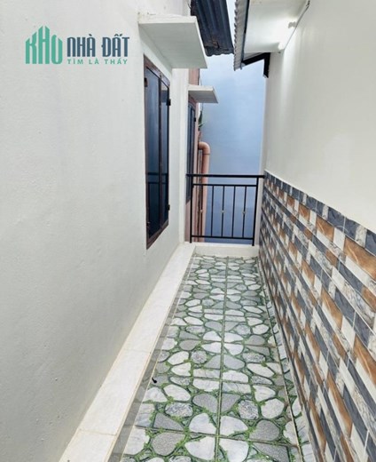 GIẢM GẤP 2 TỶ - CHỈ CÒN NHỈNH 3 TỶ - HXH HOÀNG HOA THÁM - 50M2 - 2 TẦNG MỚI ĐẸP