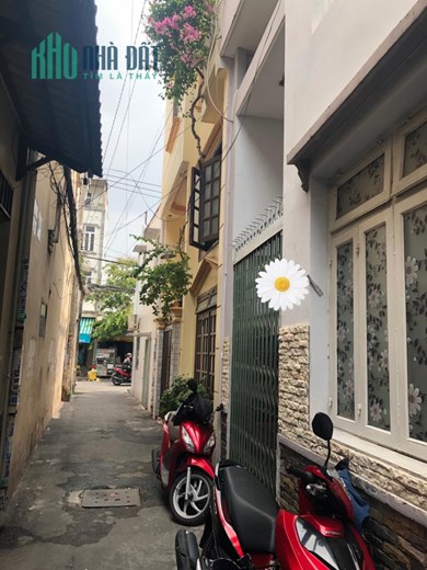 SÁT CITY LAND F10, 3 TẦNG, 3PN SÂN THƯỢNG- 25M2 -NỞ HẬU TÀI LỘC,SÁT MẶT TIỀN