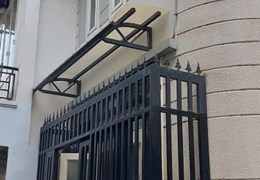 MÁI ẤM NHỎ. 5 TẦNG .LÔ GÓC 2 MẶT THOÁNG. H3G LÝ C THẮNG F8.Q3. 8 tỷ