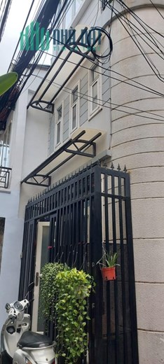 MÁI ẤM NHỎ. 5 TẦNG .LÔ GÓC 2 MẶT THOÁNG. H3G LÝ C THẮNG F8.Q3. 8 tỷ