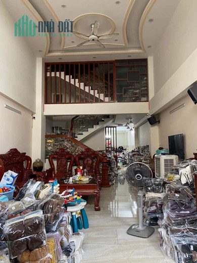 Bán Nhà HXT Trần Văn Hoàng, Giáp Quận 10, 112m2, 4 Tầng Mới Nở Hậu, Nhỉnh 21 Tỷ TL.