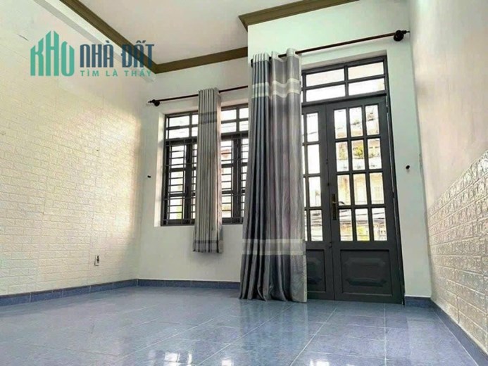 Cần bán gấp Nhà MT Đại Lộ 3 Phước Bình, 4x23m, 3 tầng, giá rẻ 10.8 tỷ - t3936