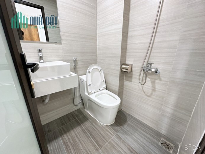 Cho Thuê Phòng Dịch Vọng, rộng 40m2, chỉ 4tr2