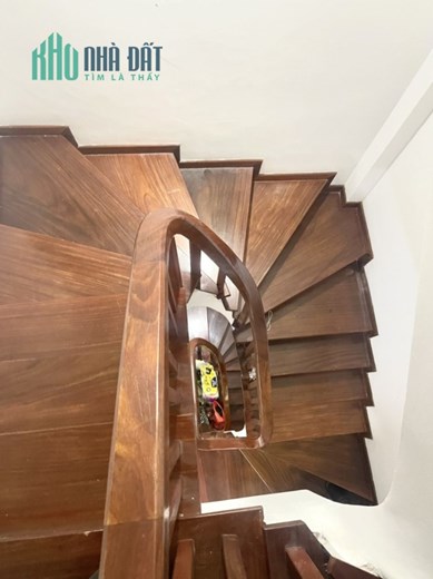 Bán nhà Hoàng Hoa Thám, Ba Đình. 35mx5; MT4.4m; giá 5.65 tỷ.