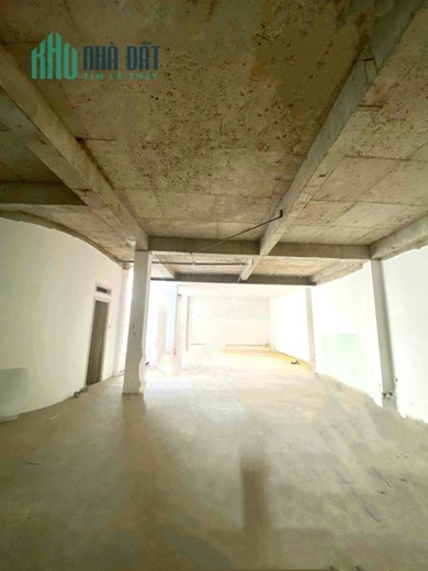 Giảm 9.5 Tỷ Nhà Mặt Tiền Khu VÍP Bàu Cát, Tân Bình, diện tích 346m2, 6 tầng, giá 37 Tỷ