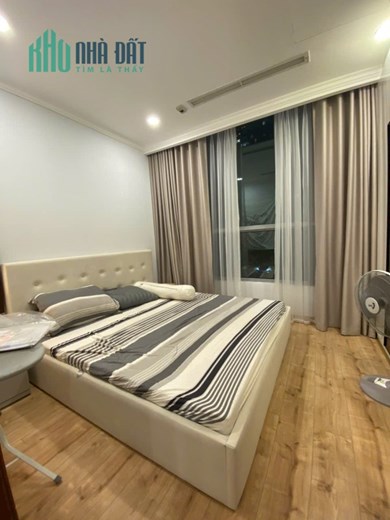 Bán căn hộ Vinhomes Central Park C2, 45m2, 3.4 tỷ
