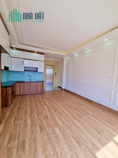 Bán nhà gần Hồ Đền Lừ, kinh doanh, ô tô tránh, mới đẹp không tỳ vết chỉ 4.75 tỷ