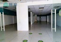 Cho thuê mặt bằng 250m2 mặt tiền đường Linh Đông