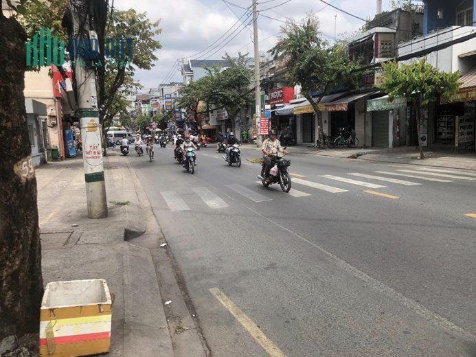 Bán Đất Tặng Nhà Mặt Tiền Tân Hiệp 8-1 Hóc Môn 11mx38m Chỉ 13 Tỷ