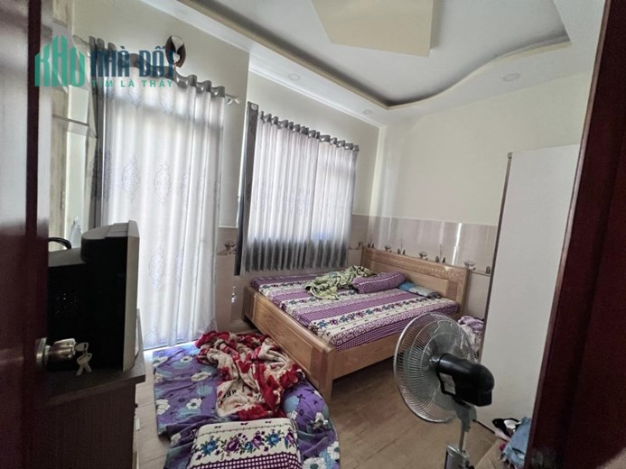 Bán nhà 1/ Hẻm xe hơi Lê Văn Thọ, 4x14m, 4 tầng BTCT chỉ 5.9 tỷ TL quá rẻ