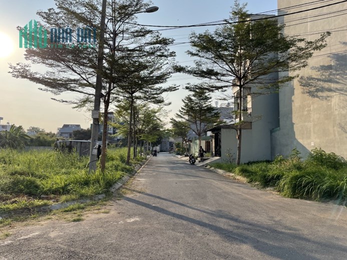 Lô Góc Quận 8- 89.6m2 - 4,95 tỷ bán nhanh 4,55 tỷ-Đường Trịnh Quang Nghị đường 60m
