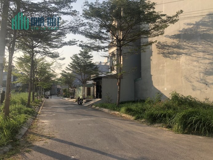 Lô Góc Quận 8- 89.6m2 - 4,95 tỷ bán nhanh 4,55 tỷ-Đường Trịnh Quang Nghị đường 60m