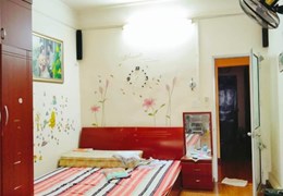 Bán nhà mặt phố Hàng Quạt, Hoàn Kiếm, vị trí đẹp, nhà hai thoáng, 82m, 3 tầng, 43 tỷ.