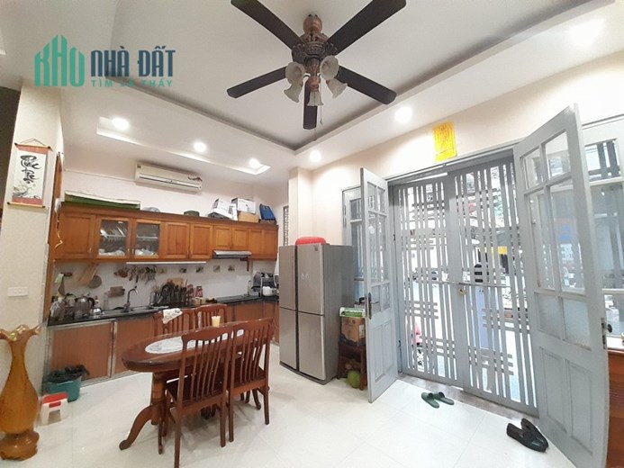 PHÂN LÔ TRẦN QUANG DIỆU, ĐỐNG ĐA, Ô TÔ, KINH DOANH, 45M, 7t, MT 4.2M, NHỈNH 16 TỶ, 0937651883