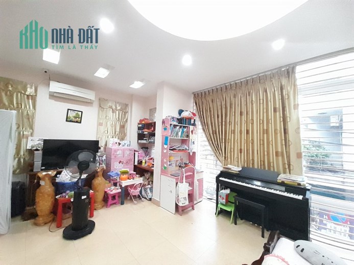PHÂN LÔ TRẦN QUANG DIỆU, ĐỐNG ĐA, Ô TÔ, KINH DOANH, 45M, 7t, MT 4.2M, NHỈNH 16 TỶ, 0937651883