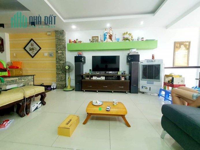 Bán Nhà HXT Lô Góc Nguyễn Sỹ Sách, Tân Bình, 81m2, 5 Tầng, Nội Thất Cao Cấp, Nhỉnh 13 Tỷ