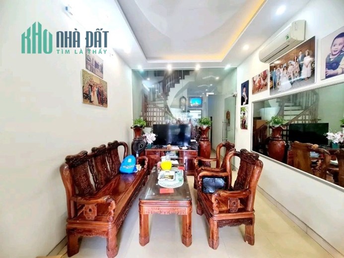Cực rẻ. Bán nhà phố Lương Ngọc Quyến, quận Hà Đông. 60m2 x 5T.  Ô TÔ. Hơn 6 Tỷ. 0968084286