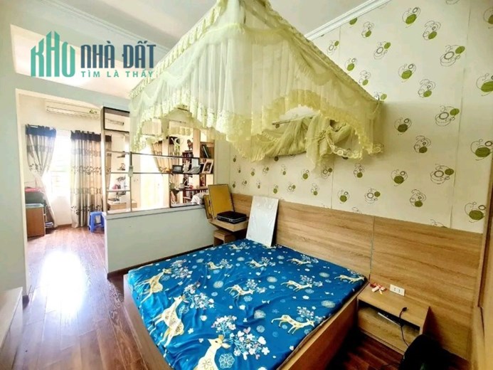 Cực rẻ. Bán nhà phố Lương Ngọc Quyến, quận Hà Đông. 60m2 x 5T.  Ô TÔ. Hơn 6 Tỷ. 0968084286