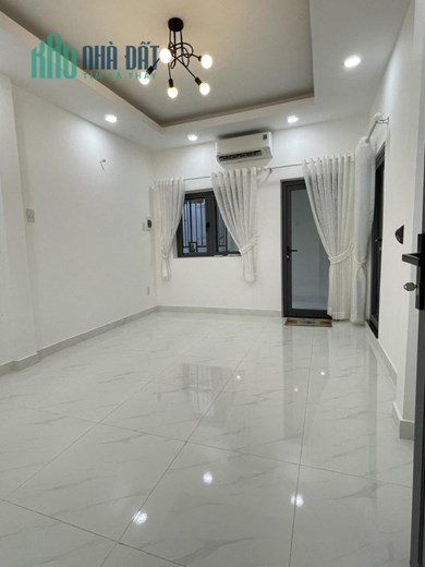 BÁN NHÀ HXH cách10m THÍCH QUẢNG ĐỨC -50M- 2 TẦNG MỚI ĐẸP- GIẢM 1 TỶ 7, CHỈ 3 TỶ NHỈNH