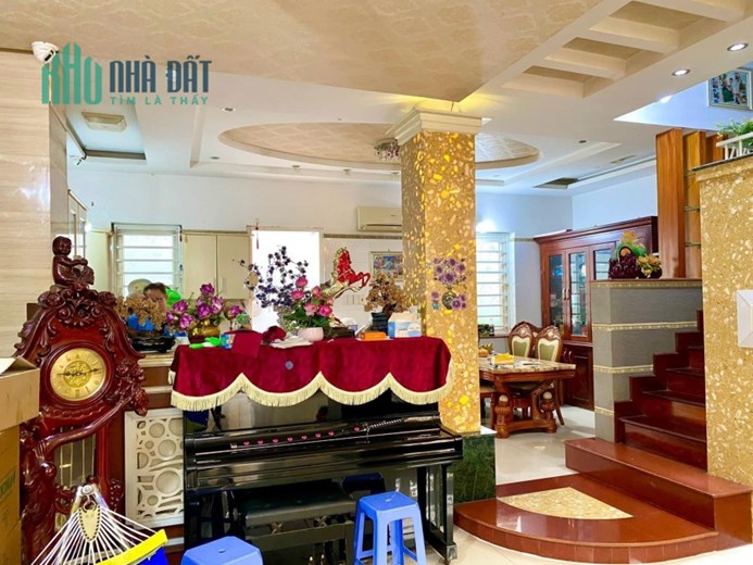 Biệt Thự 120M2, Ngang 8m, đường 10M, 4PN, Khu Quân Đội An Ninh Gò Vấp